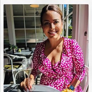 Meet your Posher, Dominique